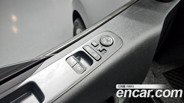 Hyundai Staria 2023 — photo 29