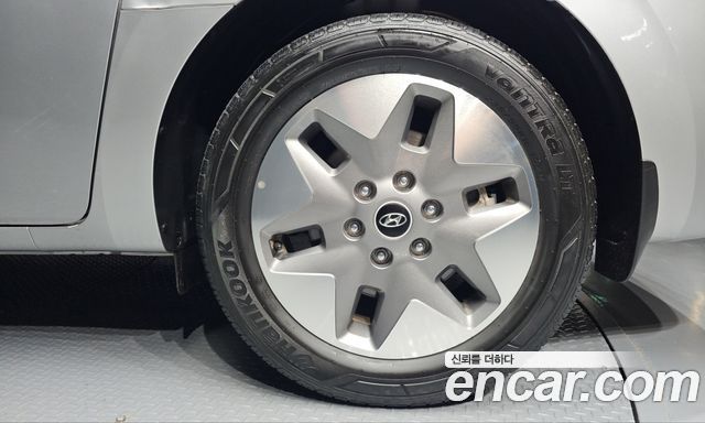 Hyundai Staria 2023 — photo 33