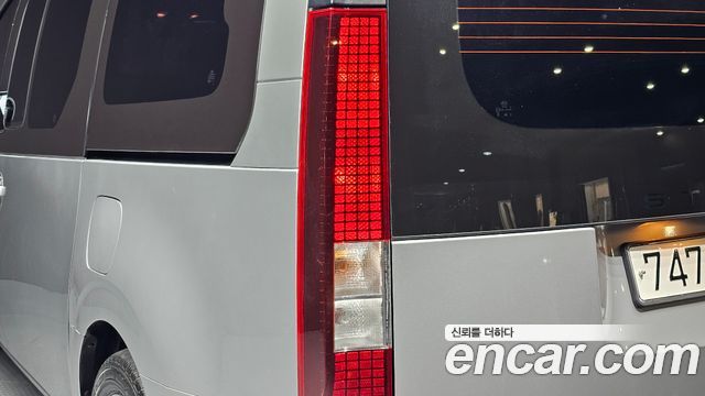 Hyundai Staria 2023 — photo 35