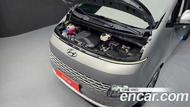 Hyundai Staria 2023 — photo 36