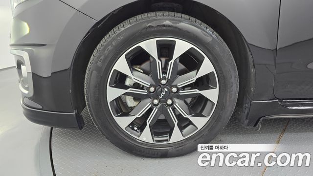 Kia Canival 2018 — photo 5