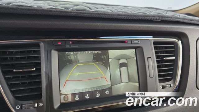 Kia Canival 2018 — photo 21