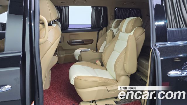 Kia Canival 2018 — photo 26