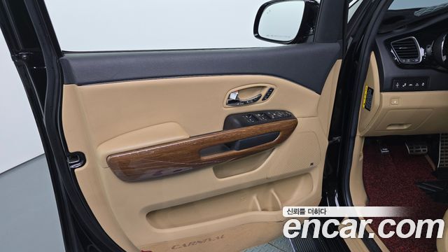 Kia Canival 2018 — photo 14