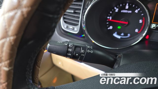 Kia Canival 2018 — photo 27