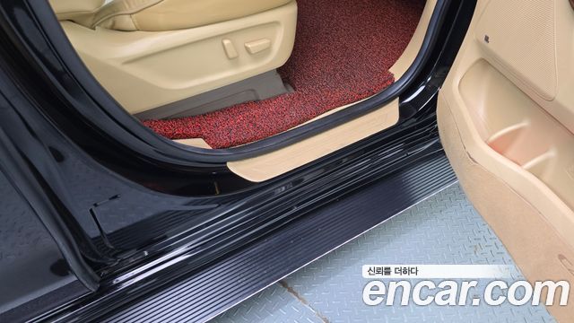 Kia Canival 2018 — photo 35