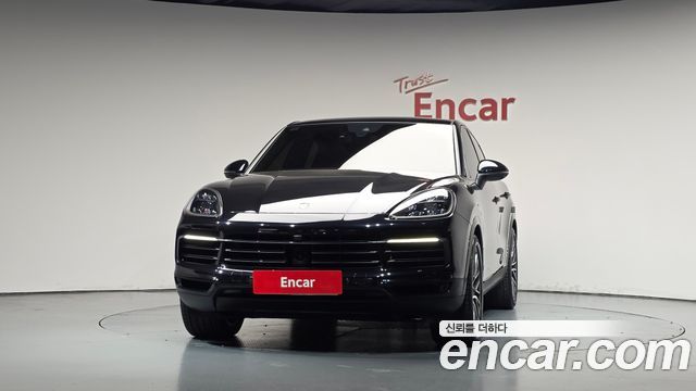 Porsche Cayenne 2021 — photo 3
