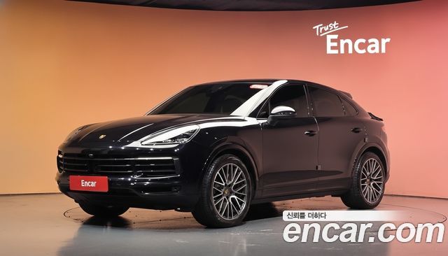 Porsche Cayenne 2021 — photo 1