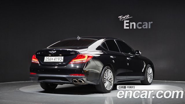 Genesis G70 2019 — photo 2