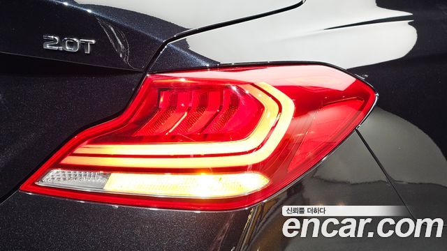 Genesis G70 2019 — photo 9