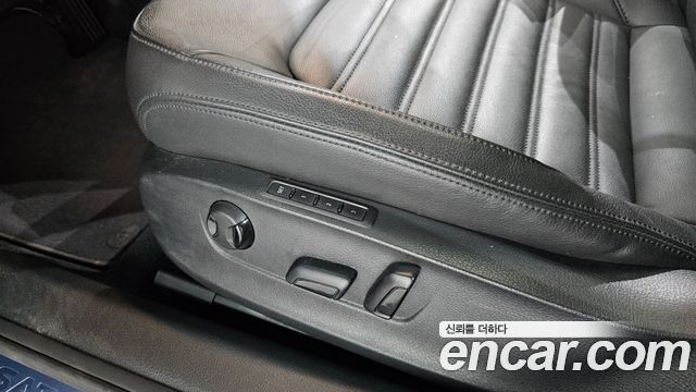 Volkswagen Passat 2018 — photo 13