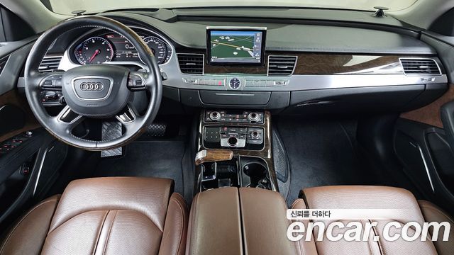 Audi A8 2015 — photo 7