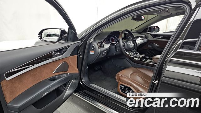 Audi A8 2015 — photo 10