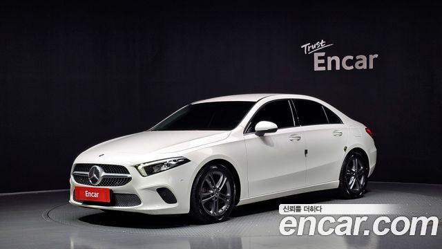 Mercedes-Benz A-Class 2020 — photo 1