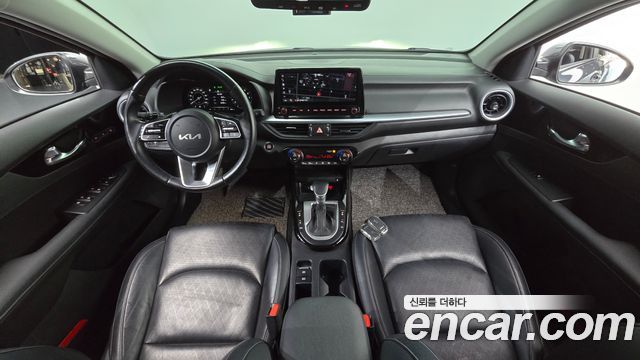 Kia K3 2022 — photo 10