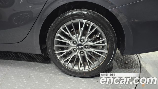 Kia K3 2022 — photo 7