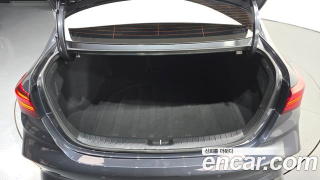 Kia K3 2022 — photo 32