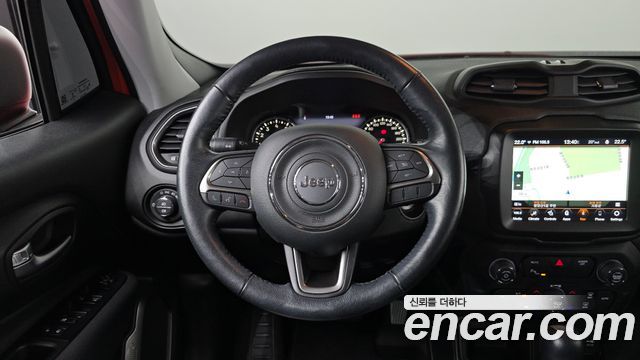 Jeep Renegade 2019 — photo 19