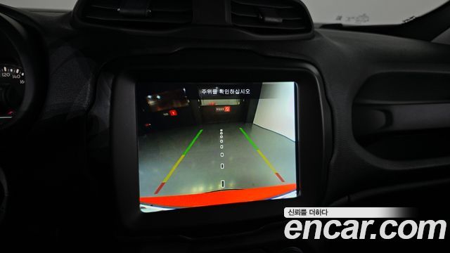Jeep Renegade 2019 — photo 20