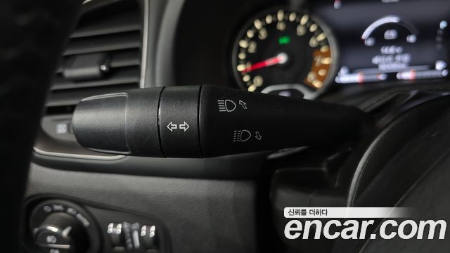 Jeep Renegade 2019 — photo 27
