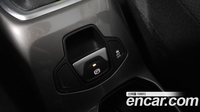 Jeep Renegade 2019 — photo 31