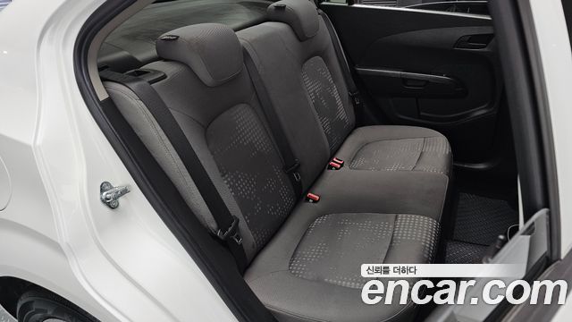 Chevrolet Korea Aveo 2014 — photo 18