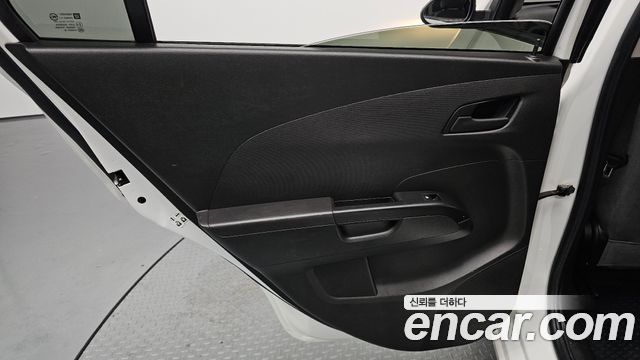 Chevrolet Korea Aveo 2014 — photo 15