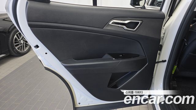 Kia Sportage 2022 — photo 15