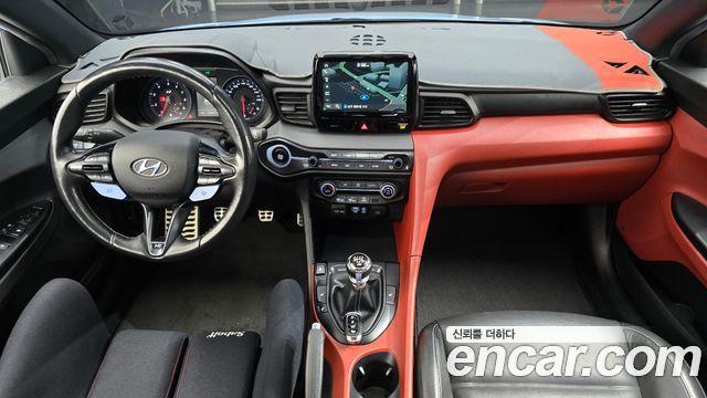 Hyundai Veloster 2019 — photo 10