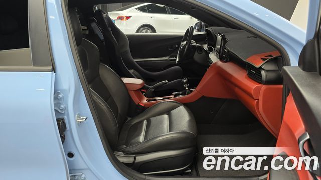 Hyundai Veloster 2019 — photo 16
