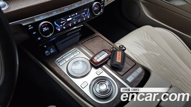 Genesis G80 2021 — photo 12