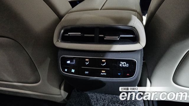 Genesis G80 2021 — photo 24