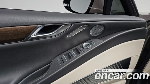 Genesis G80 2021 — photo 37