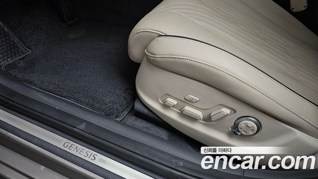Genesis G80 2021 — photo 39