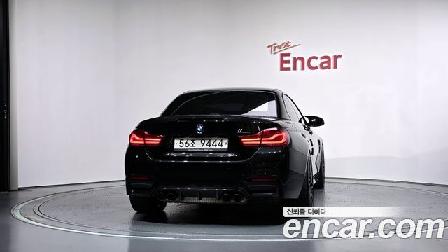 BMW M4 2018 — photo 4