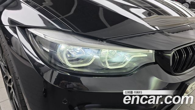 BMW M4 2018 — photo 8