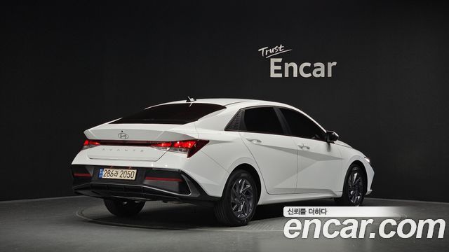 Hyundai AVANTE 2024 — photo 2