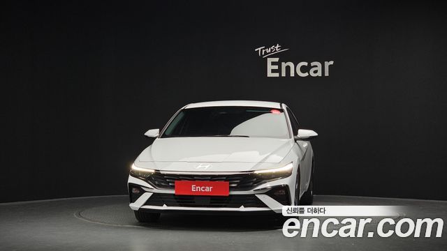 Hyundai AVANTE 2024 — photo 3