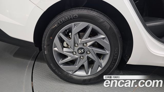 Hyundai AVANTE 2024 — photo 5