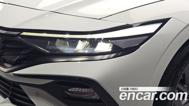 Hyundai AVANTE 2024 — photo 8