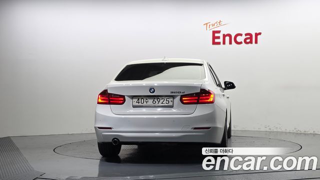 BMW 3-Series 2012 — photo 4
