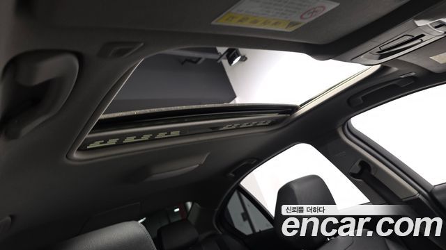 BMW 3-Series 2012 — photo 17