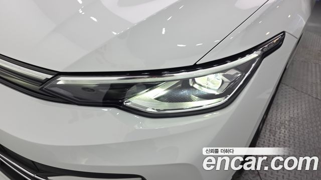 Volkswagen Golf 2026 — photo 8