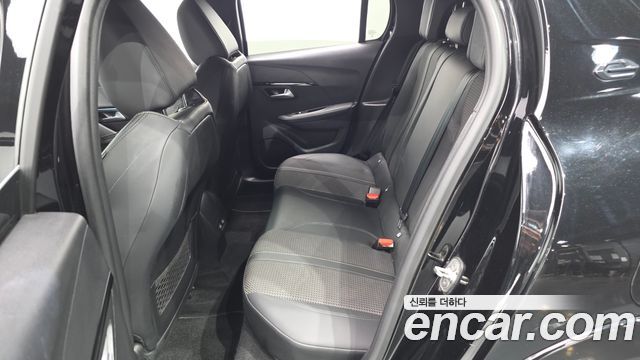 Peugeot 208 2022 — photo 18