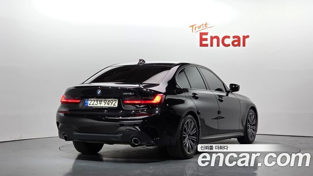 BMW 3-Series 2022 — photo 2