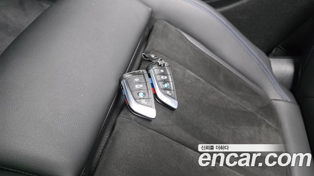 BMW 3-Series 2022 — photo 22