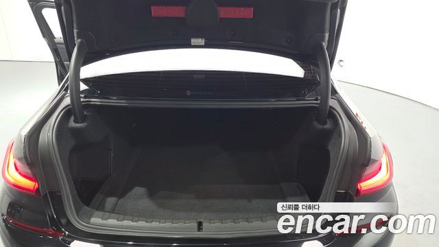 BMW 3-Series 2022 — photo 23