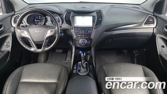 Hyundai Santafe 2018 — photo 10