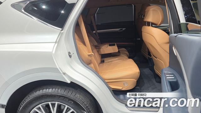 Genesis GV80 2023 — photo 17