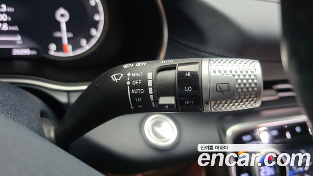 Genesis GV80 2023 — photo 26